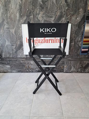 Ahşap rejisör koltuğu ürününde logo baskı yapılabilir.