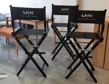 Rejisör koltukları için renk seçenekleri mevcuttur.