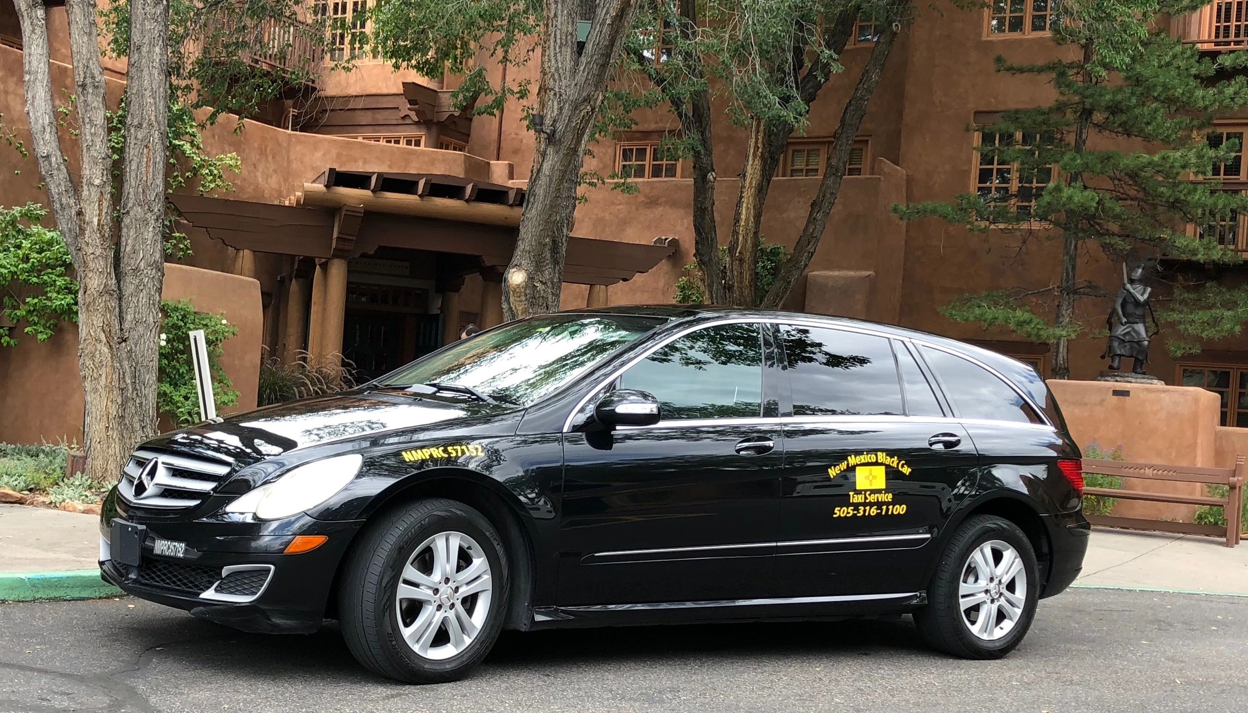 Taxi in Santa Fe New Mexico Black Car