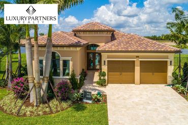 Boca Bridges Pacific Collection Sevilla