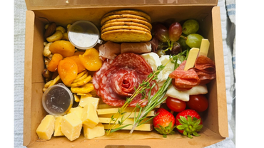 grazing box for two