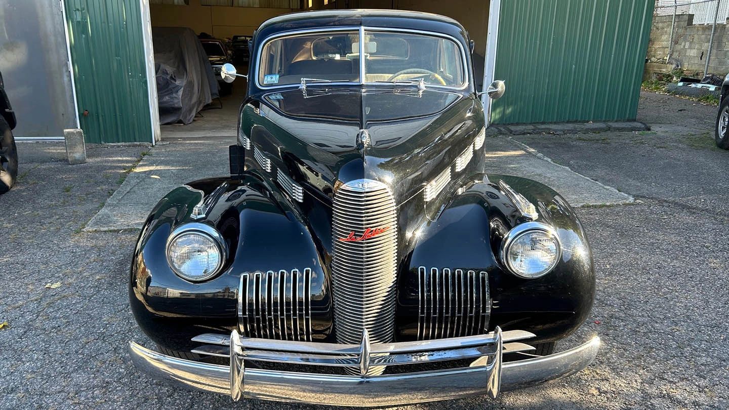 1940 Cadillac LaSalle Series 52 Sedan