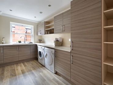 Columbia, MD – Finished basement with theater room and wet bar