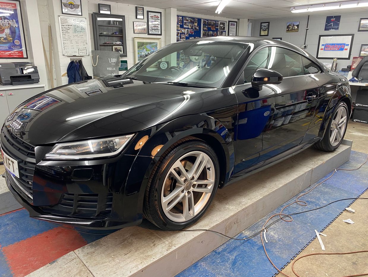 Very shiny Audi TT