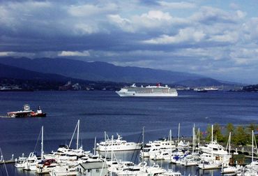 2003 Hawaii On Board Ship Carnival