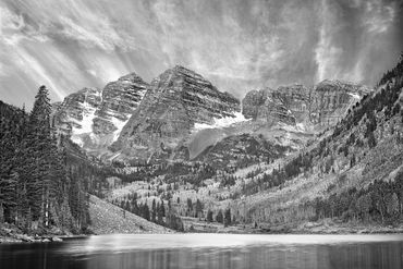black and white photography,  Gerald Hill photography, Maroon bells, Aspen Co, lake, Coors mountain 