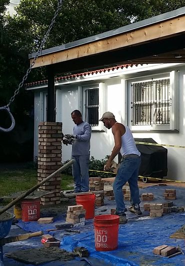 CHICAGO BRICKS BRICKERA® Driveways, Pooldecks, Fireplaces, Chimneys, Fire Bricks, Patios, Walls