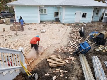 CHICAGO BRICKS BRICKERA® Driveways, Pooldecks, Fireplaces, Chimneys, Fire Bricks, Patios, Walls