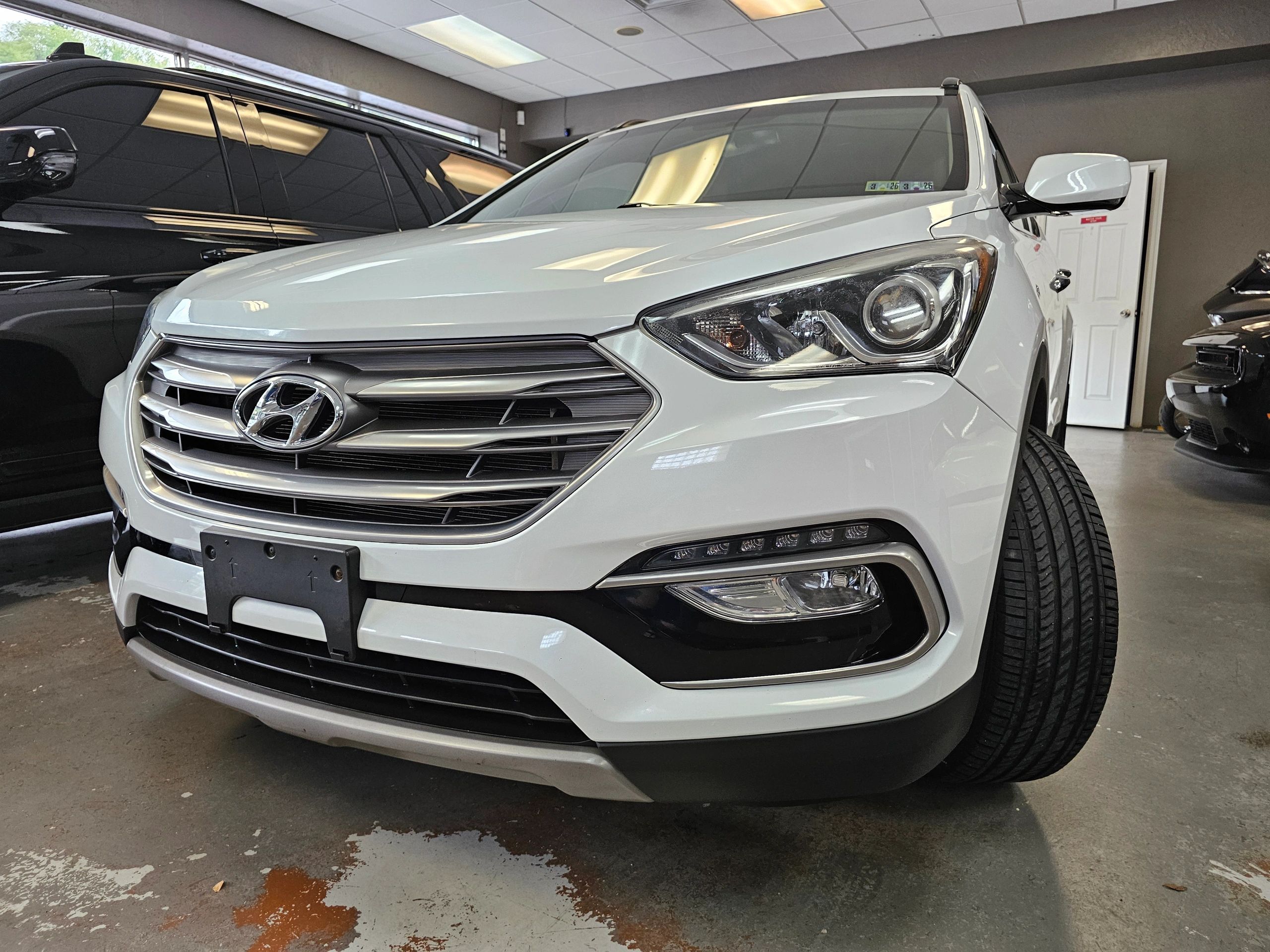 2017 Hyundai Santa Fe Sport's photo