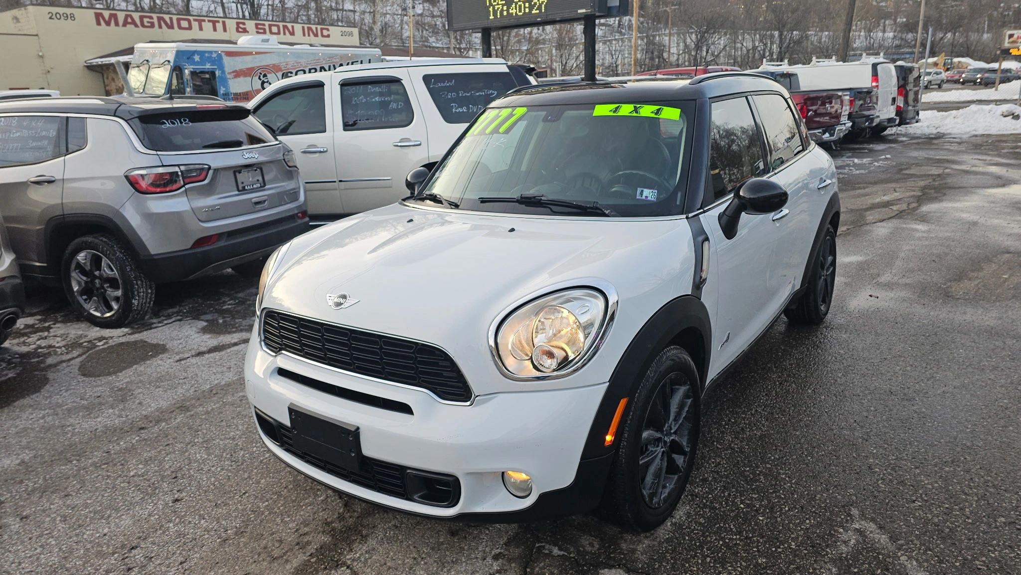 2012 MINI Countryman Countryman S's photo