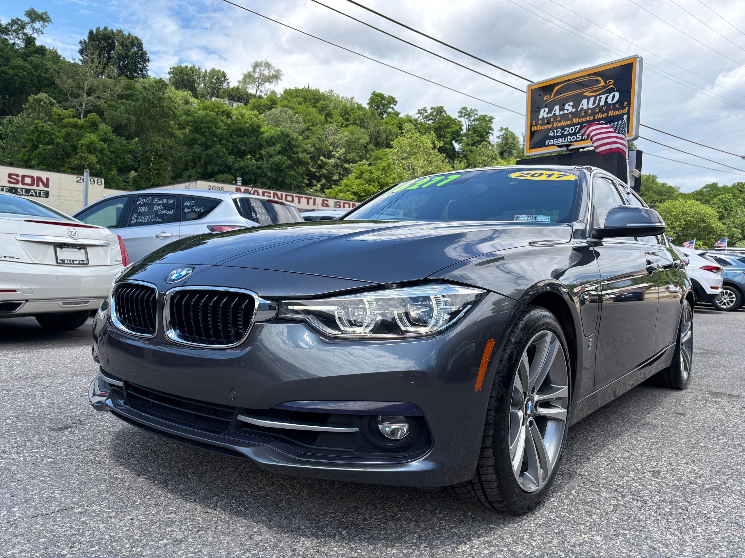 2017 BMW 3 Series 330e iPerformance Sedan's photo