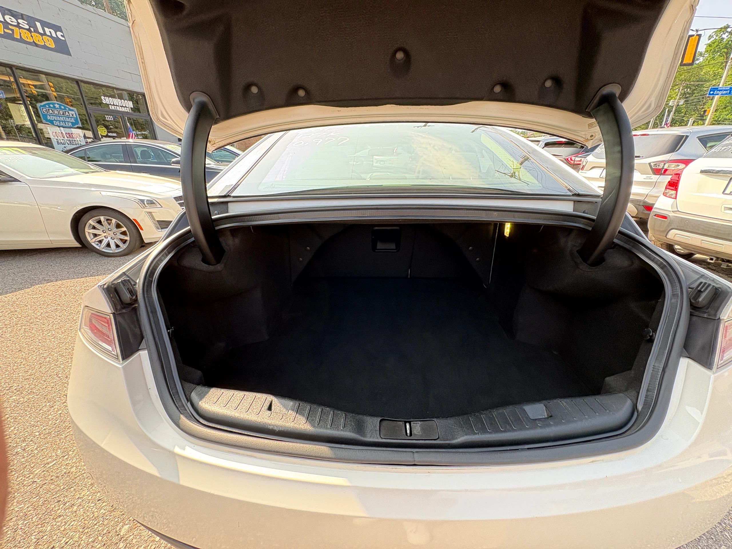 2015 Lincoln MKZ Base - Photo 10