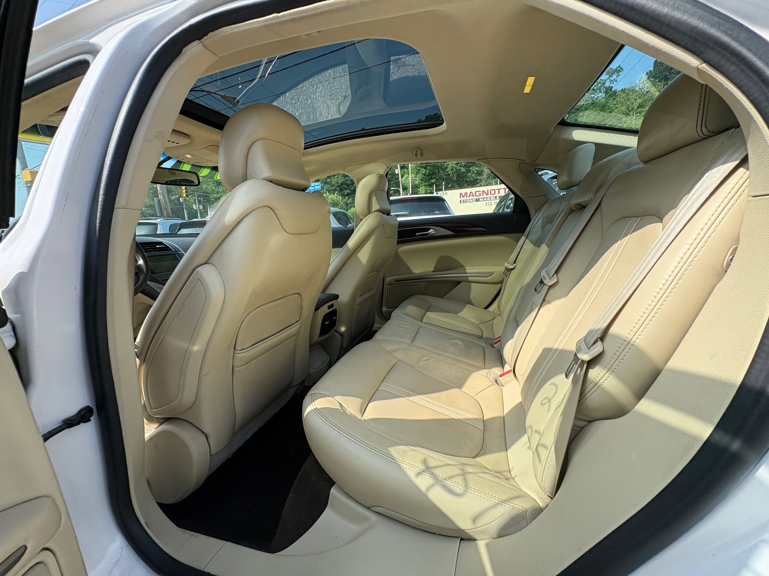 2015 Lincoln MKZ Base - Photo 22