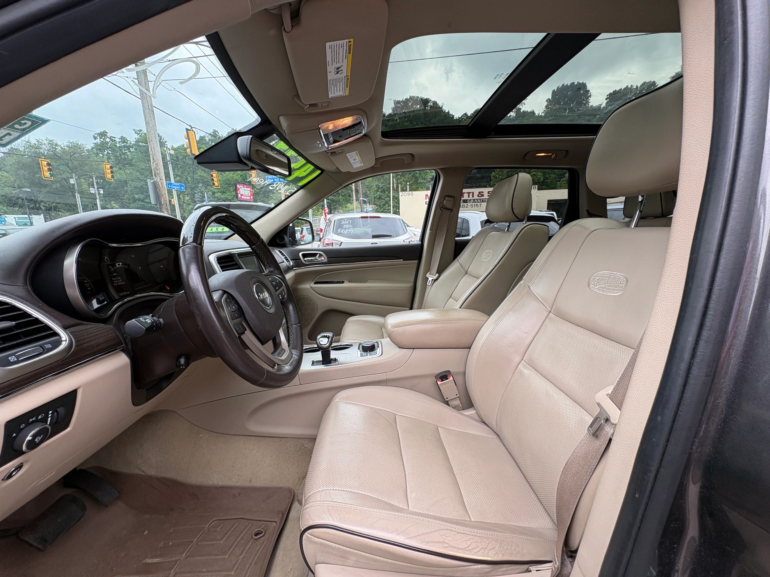 2014 Jeep Grand Cherokee Overland - Photo 21