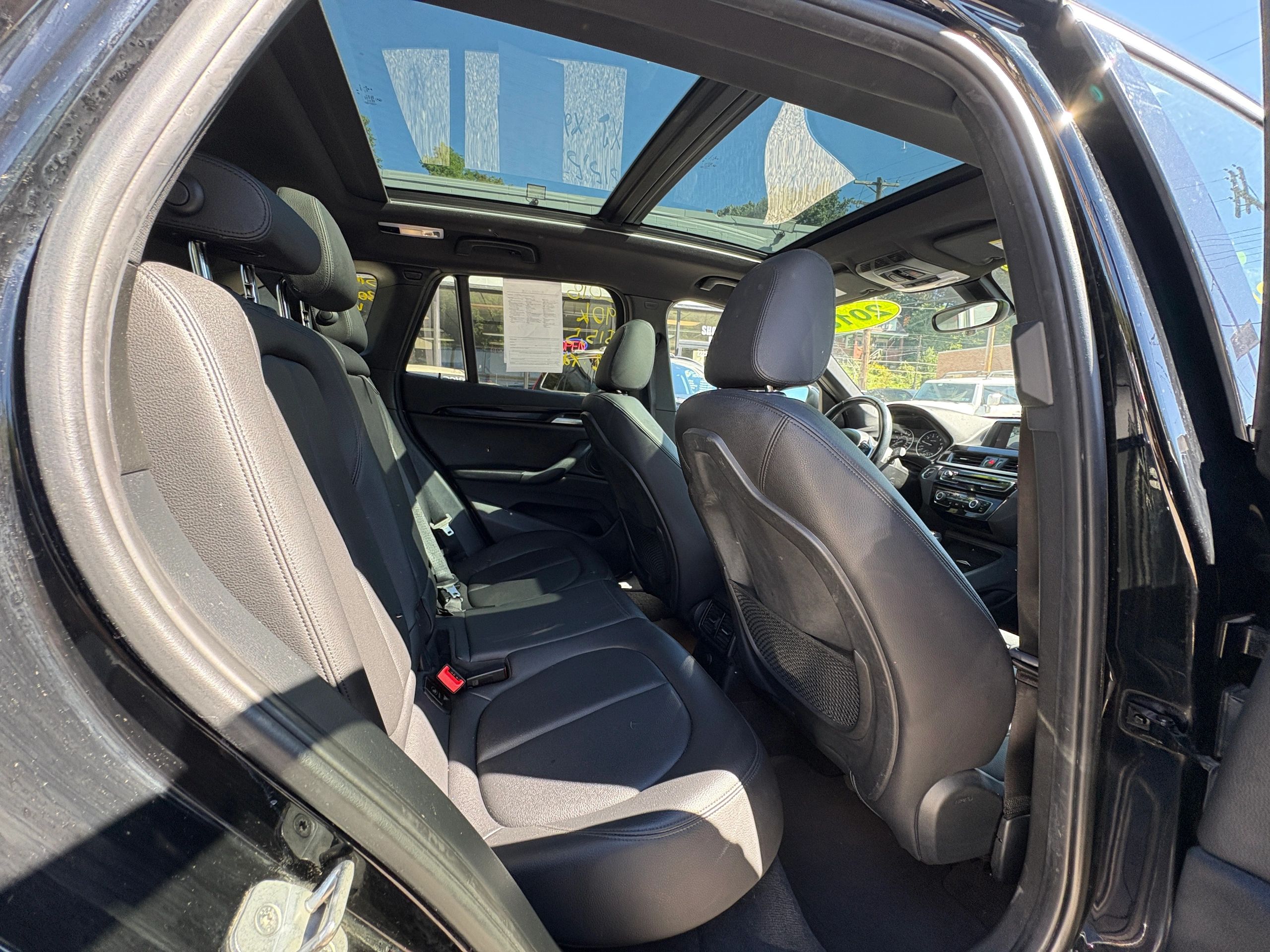 2018 BMW X1 28i - Photo 12