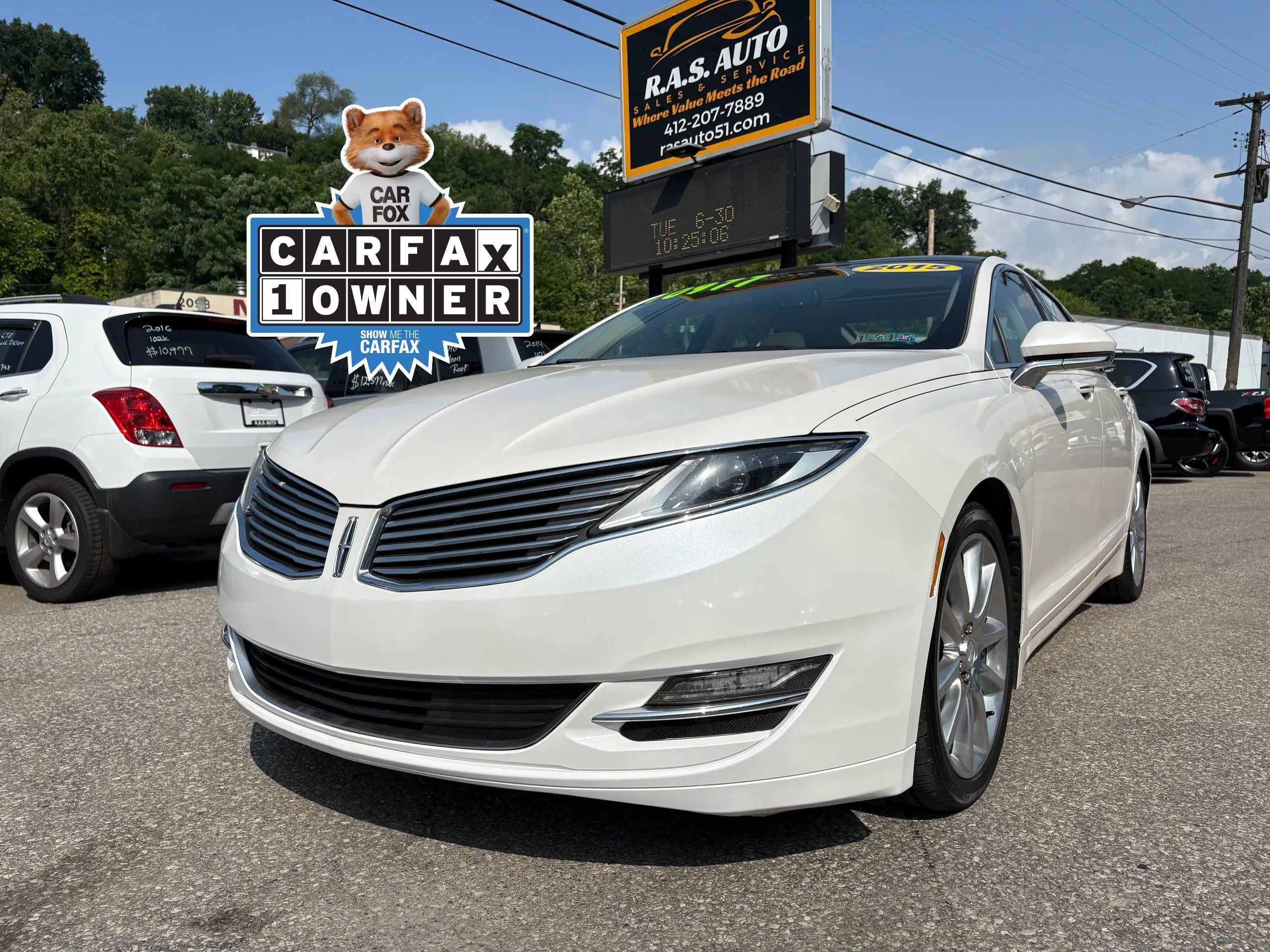 2015 Lincoln MKZ All Wheel Drive's photo