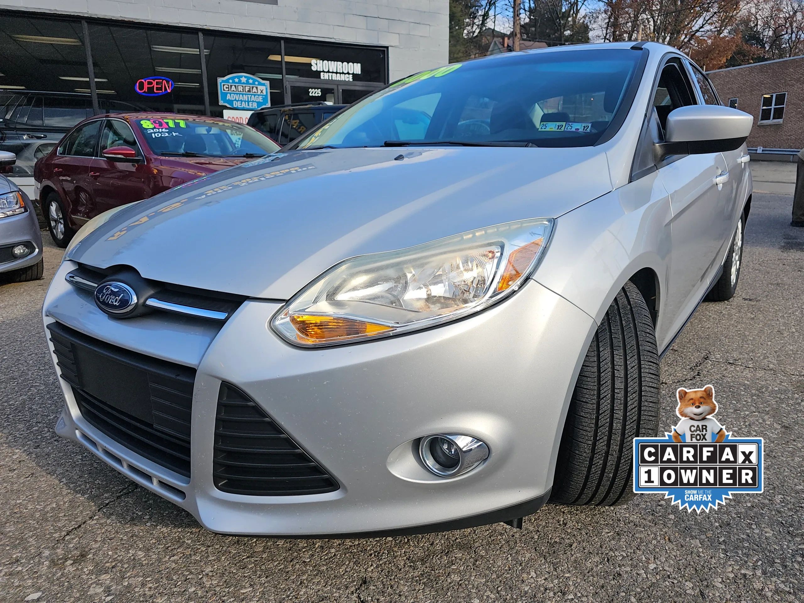2012 Ford Focus SE's photo