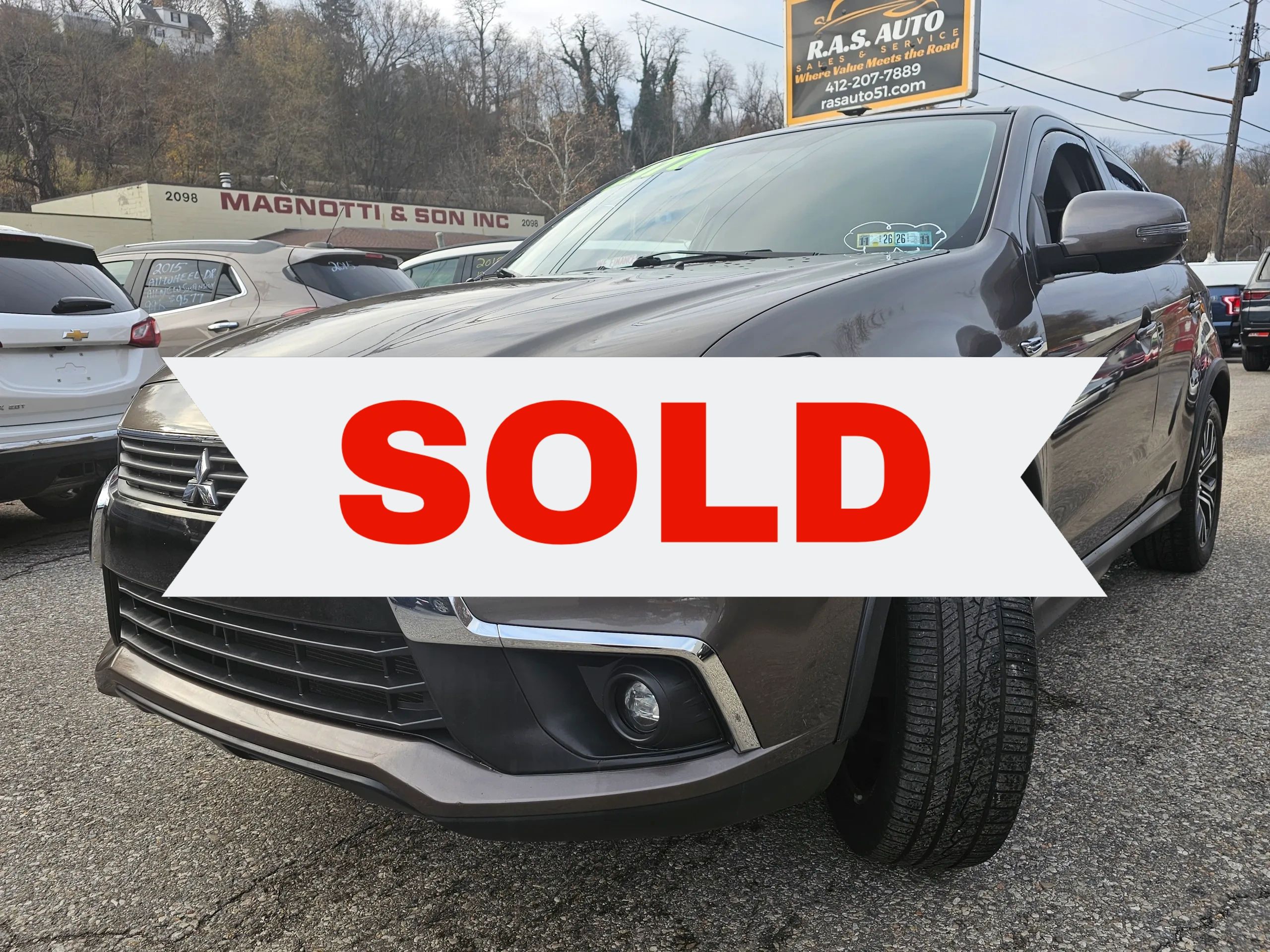 2016 Mitsubishi Outlander Sport ES's photo