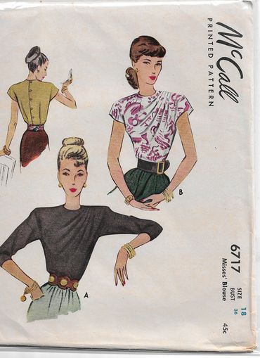 McCall 6717
1940s Vintage Blouse Pattern