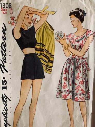 Simplicity 1308
1940s Vintage Sportswear Pattern
swimsuit pattern