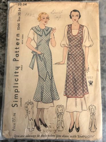 Simplicity 1544 Size 32-34
1930s Dress Frock Pattern 
Vintage Pattern