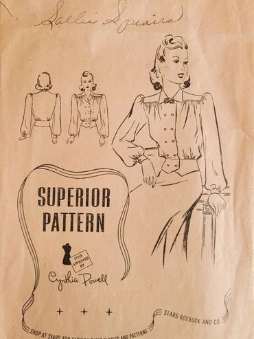 Superior 9748
1940s Vintage Blouse Pattern
