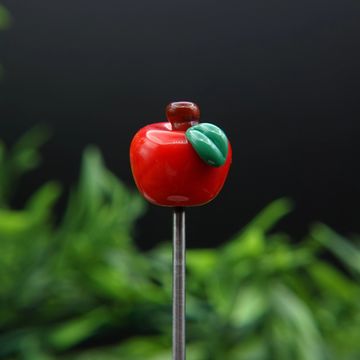 Red apple
