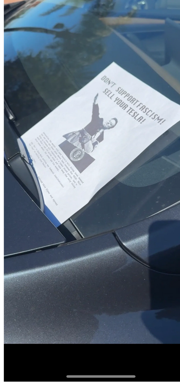 Elon Musk nazi salute sell your Tesla