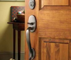 handlesets and decorative hardware