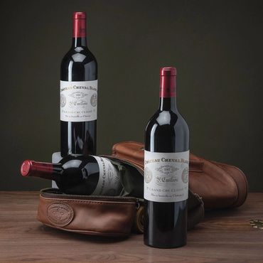 Cheval Blanc 2007 de Burdeos. Botella de vino de colección en Los Cabos