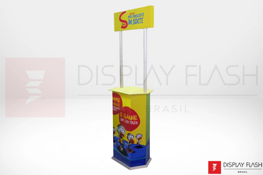 Display de chão Expositor Automático de Papelão para PDV - Flash Table Sadia