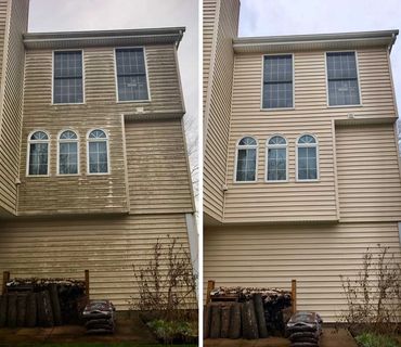 Siding cleaning in Embrun and Russell.