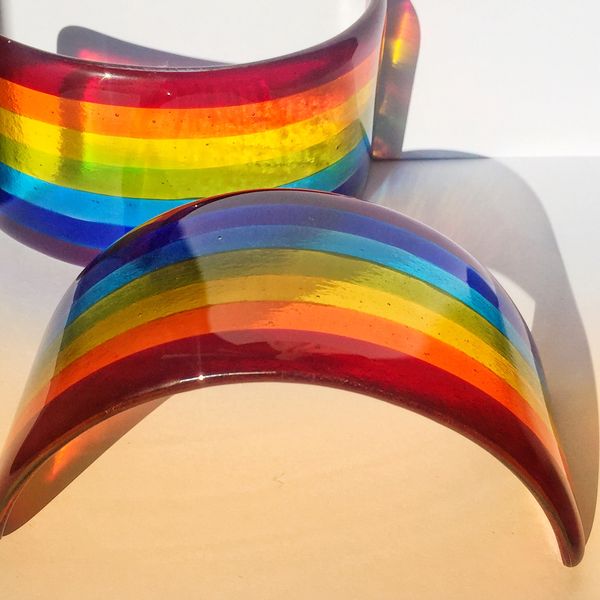 Large Fused Glass Rainbow Bridge
Individually handmade with the 7 colours of the rainbow. 15cm wide