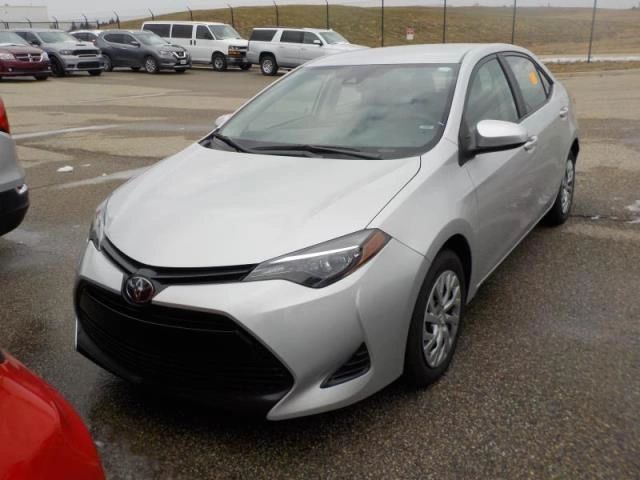 2019 Toyota Corolla LE's photo