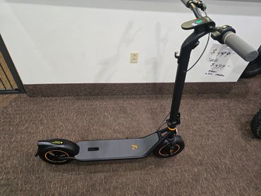 Aovo electric adult scooter
