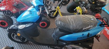 49CC ICEBEAR ASCEND R2 SCOOTER