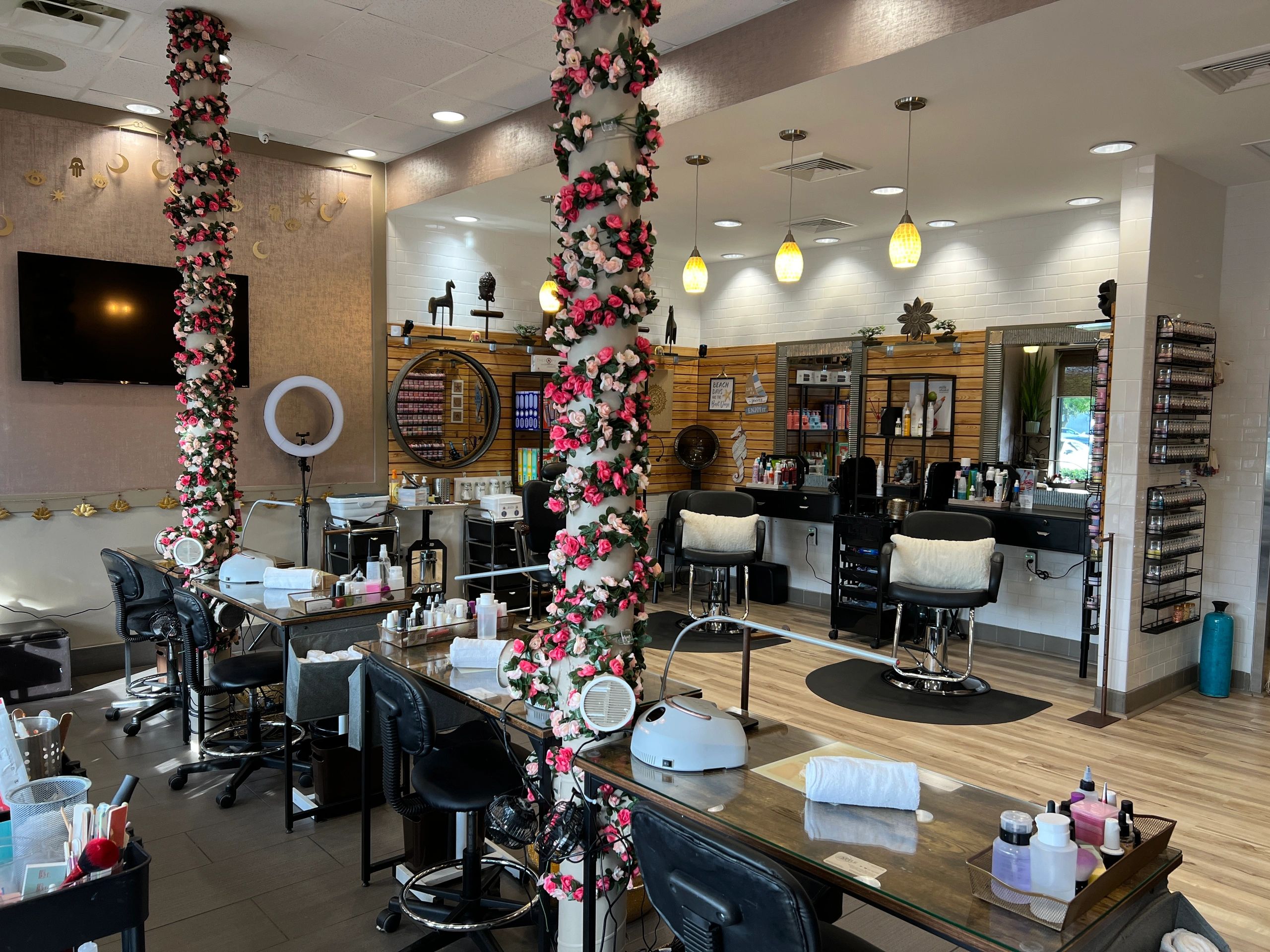 Style Beauty Bar Boutique Hair and Nails Facials and Massages