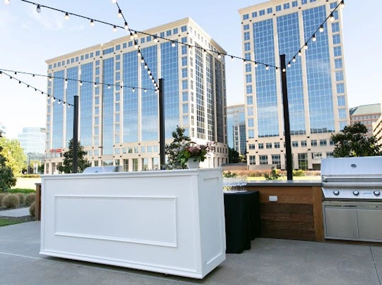 White Wooden Portable Bar in Dallas TX