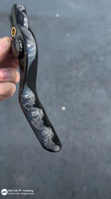 Glossy Black with finger groves