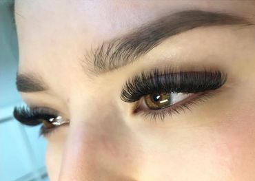 Full volume doll-eye lash extensions set done by Essendon lash artist