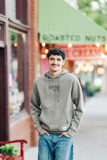 Downtown Prescott, Az High School Senior photo session