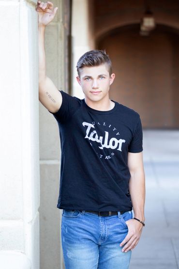 Prescott High School Senior Photos
Class of 2024 photographer
Prescott AZ Senior Photographer