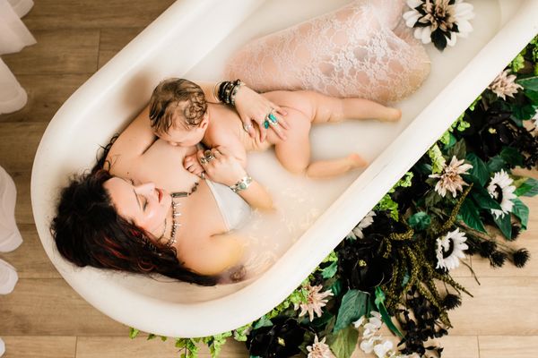 Breast feeding milk bath session Prescott, AZ