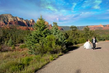 Sedona Wedding photographer
Agave weddings
Northern Arizona wedding photographer