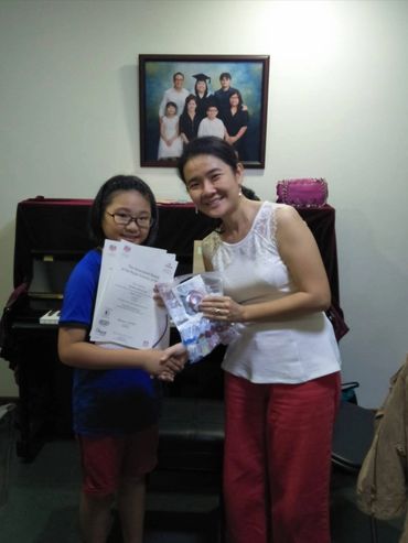 Prize-giving at home