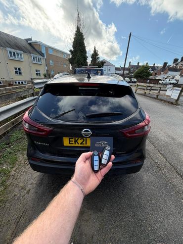 Spare car key
Replacement car key
key syncing
car key programming
car key fob
van key