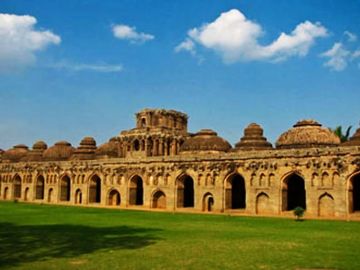 hampi trips, weekend getaway, travel to Hampi, Hampi travel guide, homestays in Hampi, Hampi tourism