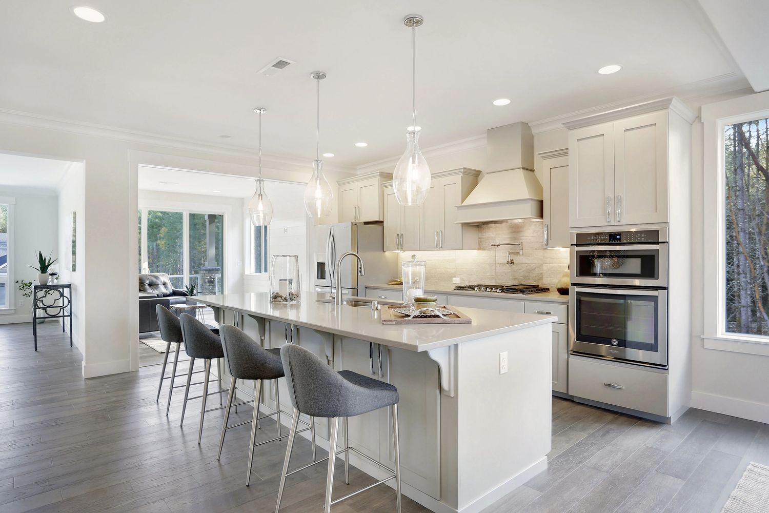 Light fixture, recessed cans, Pendant Lights, LED under counter lighting, custom home kitchen