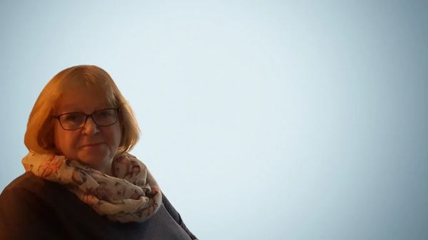Hi, i'm Carole from Ladybird Hypnotherapy.
I am a Solution Focused Clinical Hypnotherapist, in my la