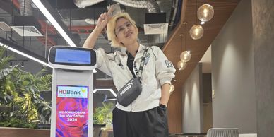 Autoxing Robotics, Robot dịch vụ thông minh Mars được 18TECH cung cấp cho HD Bank khu công nghệ cao